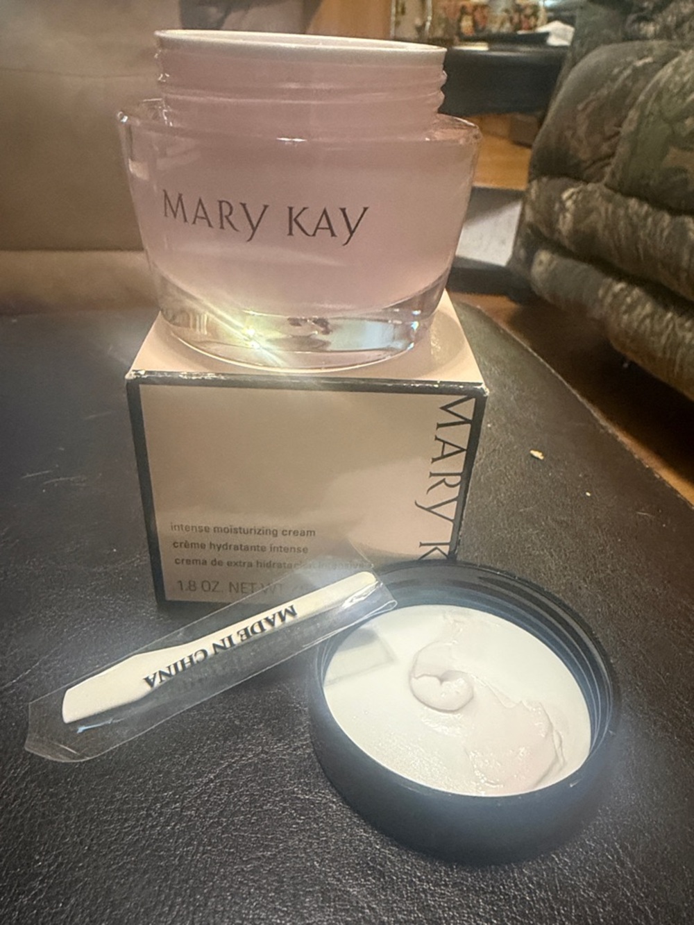 Mary Kay Intense Moisturizing Cream - Light Pink Jar